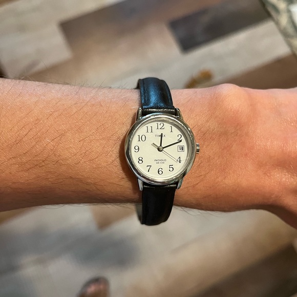 Black basic Timex watch. - Picture 2 of 2